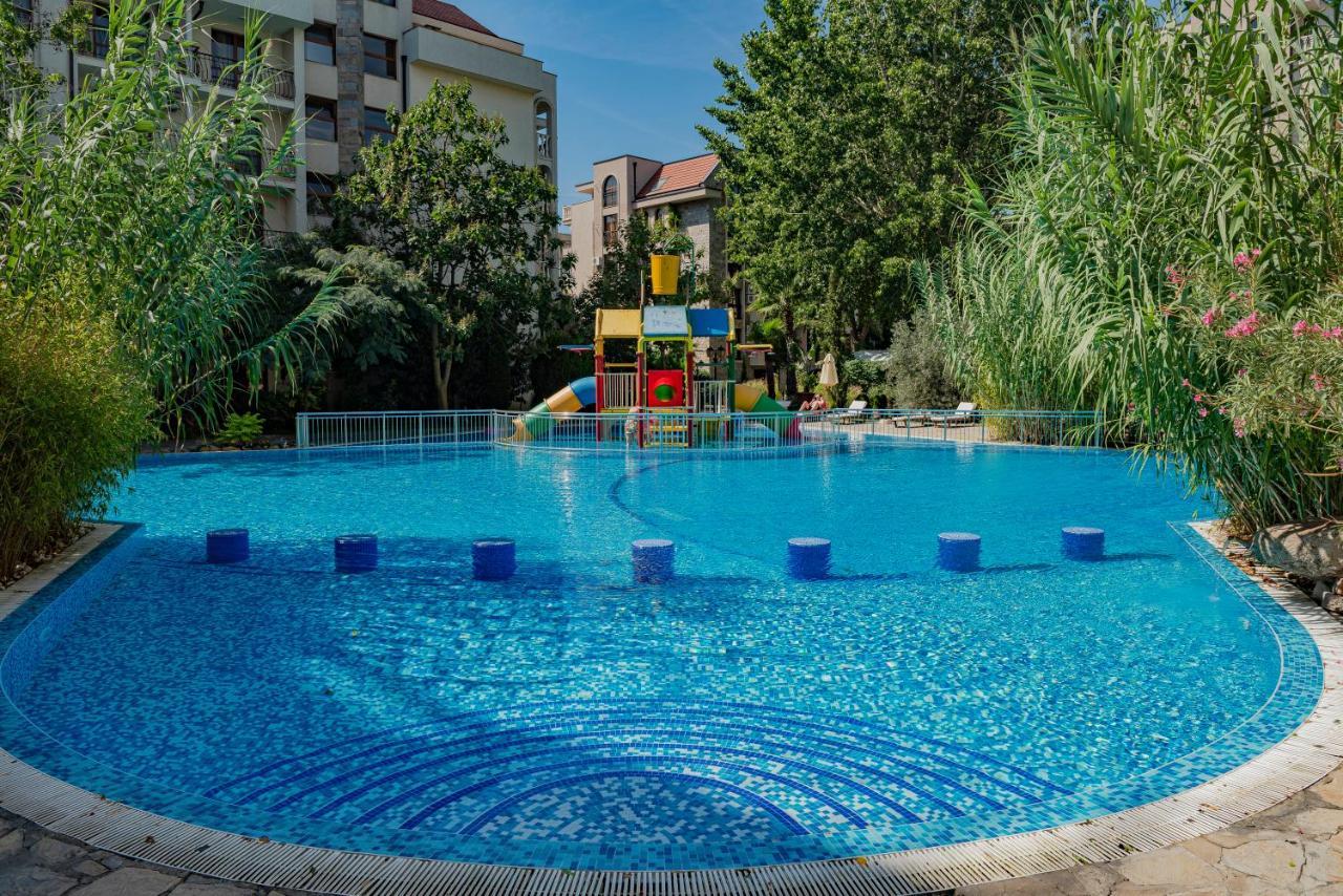 Menada Apartments In Cascadas Sunny Beach Eksteriør billede