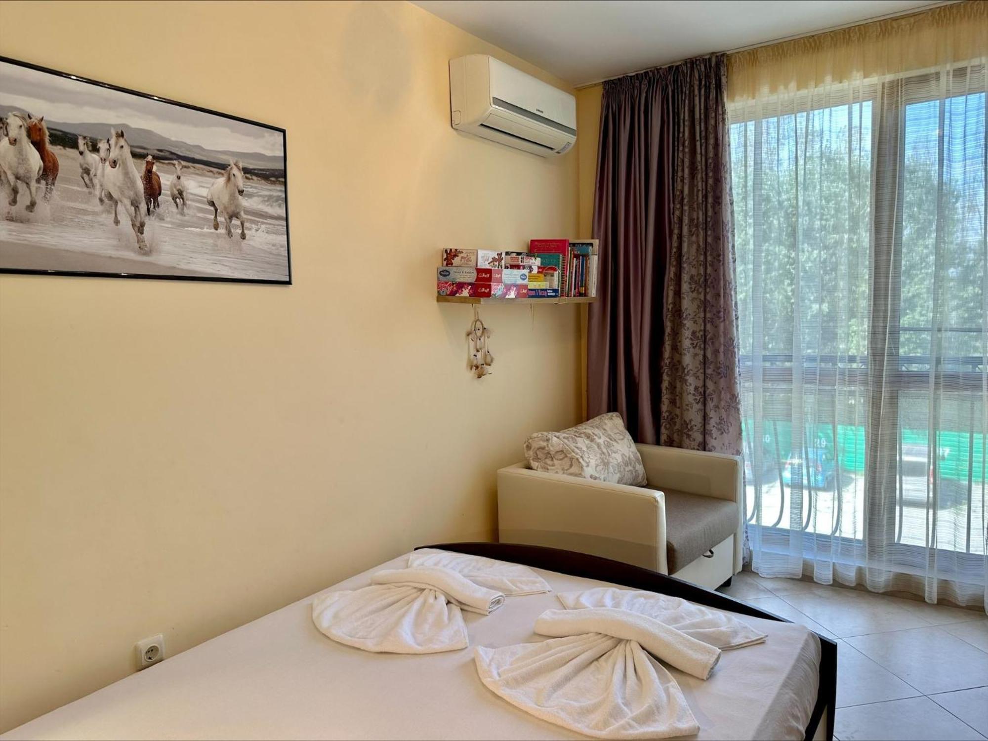 Menada Apartments In Cascadas Sunny Beach Værelse billede