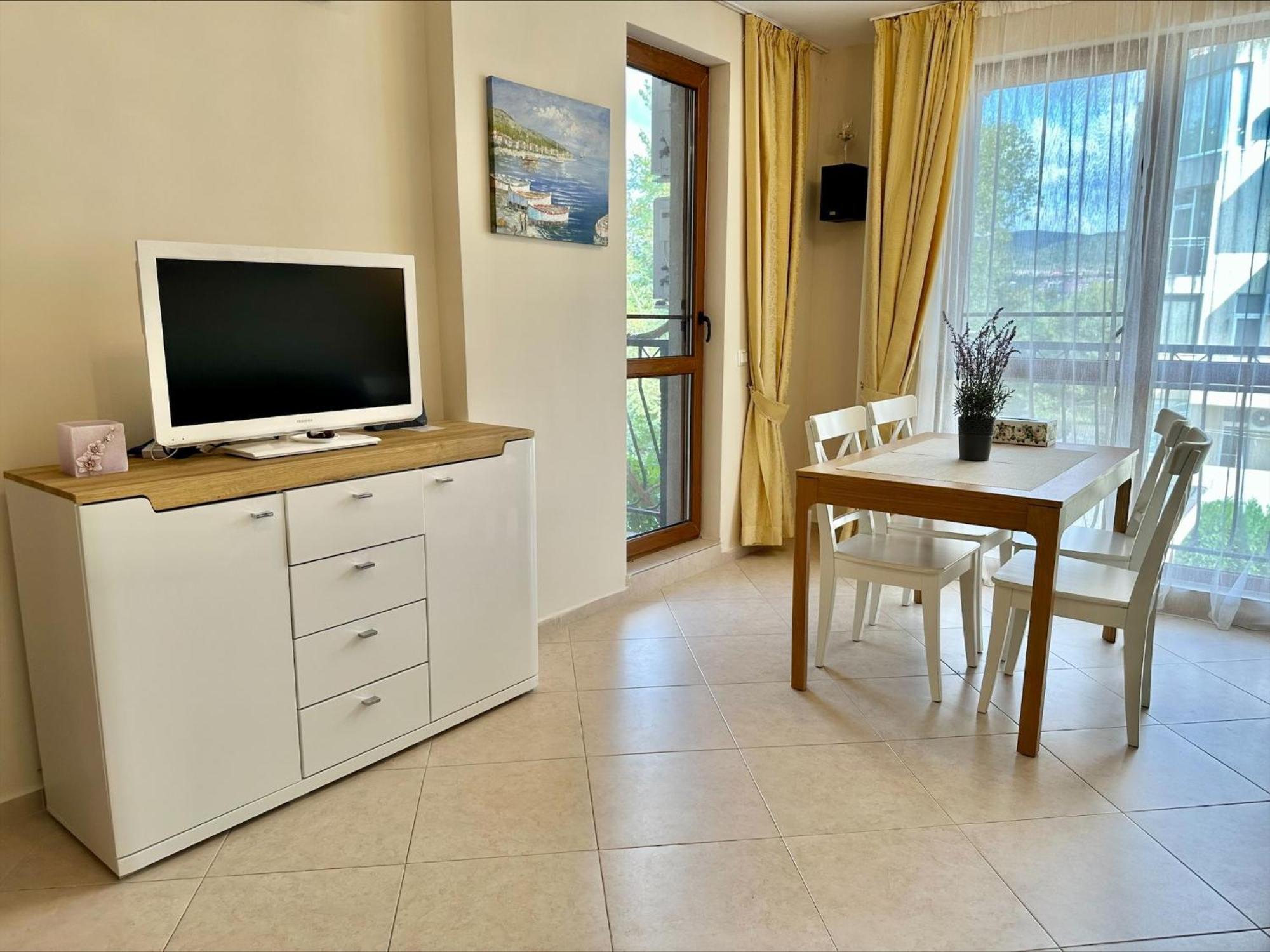 Menada Apartments In Cascadas Sunny Beach Værelse billede
